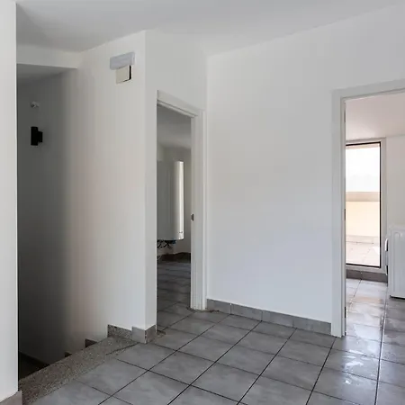 4236 - Ab Santa Coloma Iii Appartement *